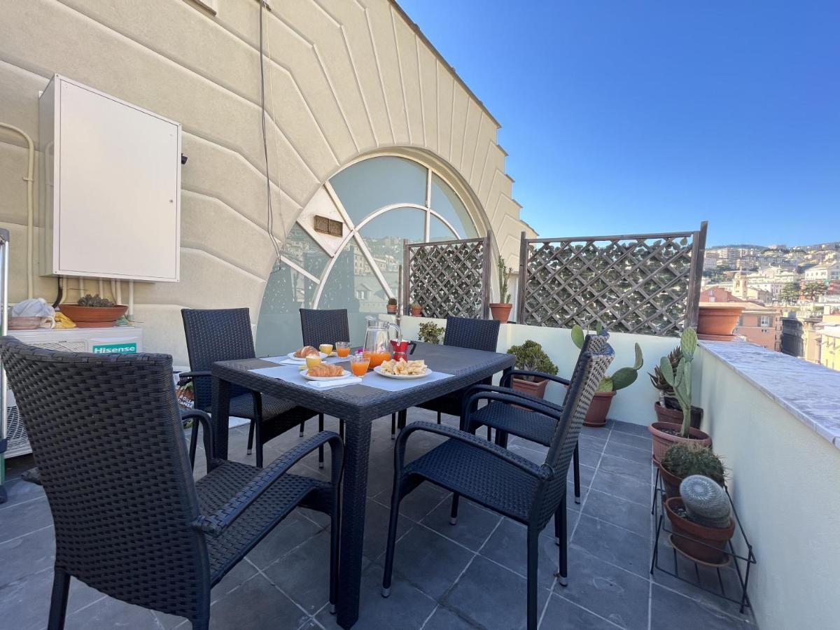 Happy Family Apartments The Roof Genoa Bagian luar foto